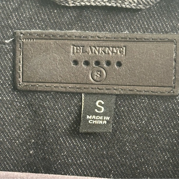 Blank NYC Thrill Seeker Peplum Distressed Black Charcoal Denim Jacket Sz S - Picture 9 of 13